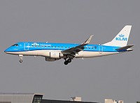 ams/low/PH-EXH - Embraer170 KLM - AMS 19-07-2016.jpg