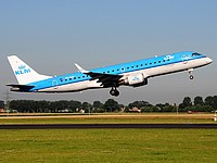 ams/low/PH-EZR - Embraer190 KLM - AMS 19-07-2016.jpg