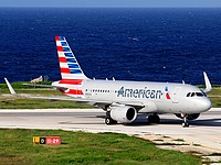 cur/low/N9013A - A319-115 American Airlines - CUR 27-11-2017.jpg