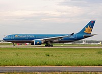 dme/low/VN-A377 - A330-223 Vietnam Airlines - DME 04-06-2016.jpg