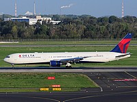 dus/low/N842MH - B676-432ER Delta Airlines - DUS 15-09-2018.jpg