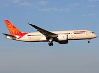 fco/low/VT-ANR - B787-8 Air India - FCO 28-05-2018.jpg