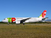 lis/low/CS-TNI - A320-214 TAP - LIS 15-06-2018.jpg