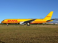 lis/low/D-ALEQ - B757-236SF DHL - LIS 15-06-2018.jpg