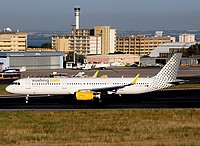 lis/low/EC-MLD - A321-231 Vueling - LIS 21-06-2016b.jpg