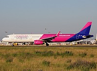 lis/low/HA-LXB - A321-231 Wizzair - LIS 22-06-2016.jpg