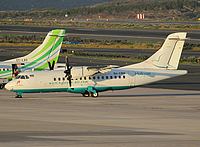 lpa/low/D4-CBQ - ATR42 Halcyon Air - LPA 17-02-2011.jpg