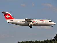 lux/low/HB-IYY - Avro RJ100 Swiss - LUX 16-07-09.jpg