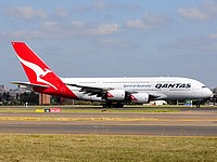 syd/low/VH-OQK - A380-841 Qantas - SYD 07-04-2018.jpg