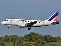 tls/low/F-HBXF - Embraer170 Air France - TLS 29-04-2010.jpg