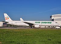 tls/low/F-OIVU - A321 Air Ivoire - TLS 28-04-2010.jpg
