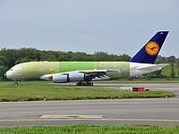 tls/low/F-WWAK - A380-800 Lufthansa - TLS 29-04-2010.jpg