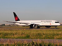 yyz/low/C-FRSR - B787-9 Air Canada - YYZ 08-07-2018.jpg