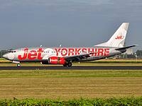 ams/low/G-CELB - B737-300 Jet2 - AMS 18-08-09.jpg