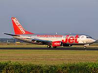 ams/low/G-CELF - B737-500 Jet2 - AMS 18-08-09.jpg