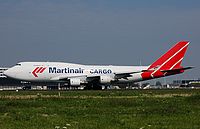 ams/low/PH-  B747-400F Martinair - AMS 12-08-07.jpg