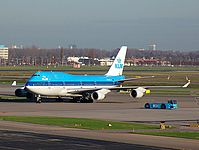 ams/low/PH-BFG - B747-400 KLM - AMS 26-11-06.jpg