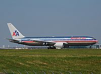 cdg/low/N388AA - B767-300 American - CDG 04-08-07.jpg