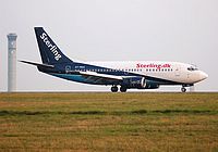 cdg/low/OY-MAA - B737-300 Sterling - CDG 17-09-06.jpg