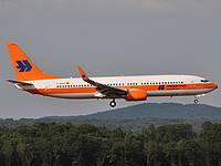 cgn/low/D-AHLK - B737-800 Hapag Lloyd Retrojet - CGN 10-07-2010.jpg