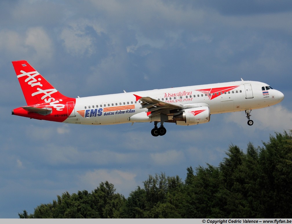 HS-ABG%20-%20A320-214%20Air%20Asia%20-%20HKT%2014-11-2016.jpg