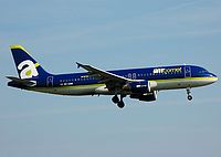 lgw/lgw/EC-KBM - A320 Air Comet - LGW 13-05-08.jpg