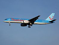 lgw/lgw/G-BYAH - B757 Thomson Fly - LGW 10-12-06 b.jpg