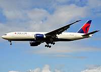 lhr/low/N702DN - B777-200 Delta - LHR 28-08-09.jpg