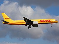 lis/low/OO-DPM - B757-200F DHL - LIS 31-05-08.jpg