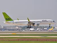 mpx/low/YL-BCD - B757-200 Air Baltic - MXP 23-09-09.jpg