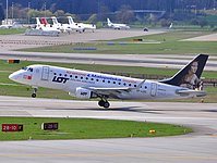 zrh/low/SP-LDC - Embraer170 LOT - ZRH 11-04-2010.jpg